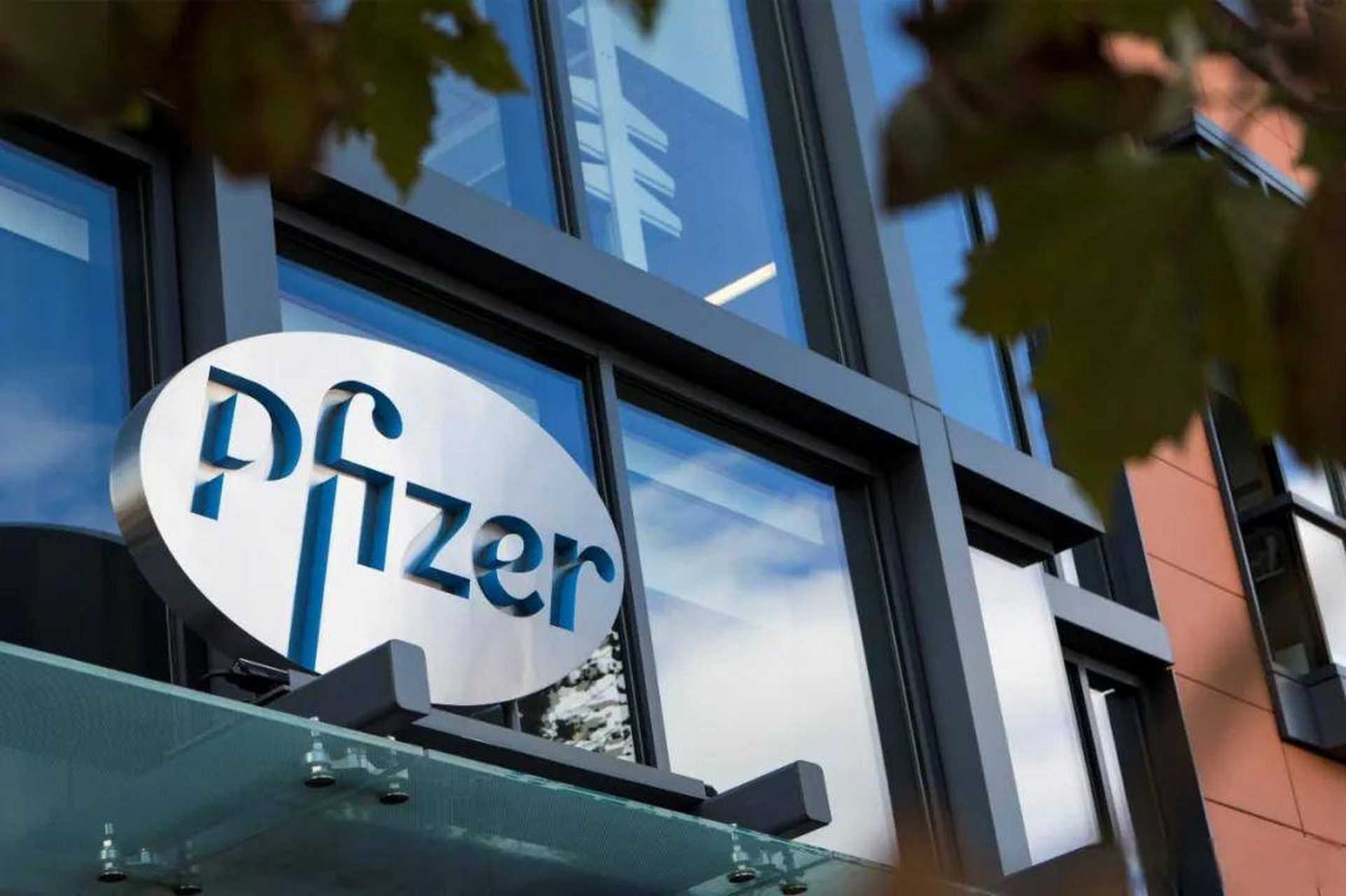 Pfizer Reports Strong Q3 Results, Boosts 2024 Guidance to $61-$64 Billion