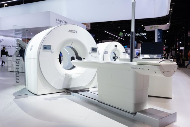 United Imaging Installs AI-Powered uMR OMEGA at XRANM’s Breast Health Center