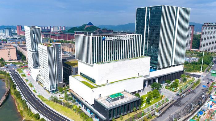 Shenzhen Weiguang Biological Partners with SUAT to Boost Life Science and Health Industry